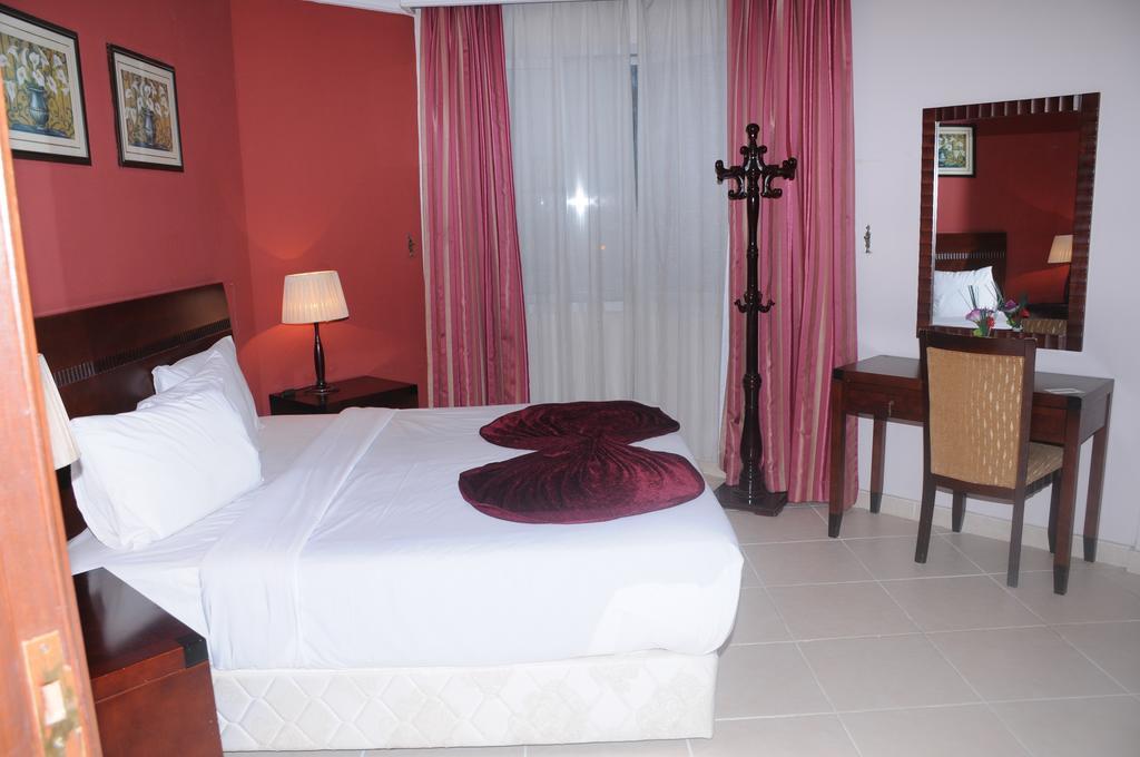 Continental Suite farwaniya Kuwait City Exterior foto